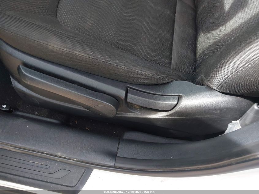 2013 Kia Sportage Lx VIN: KNDPB3A27D7467875 Lot: 43982967