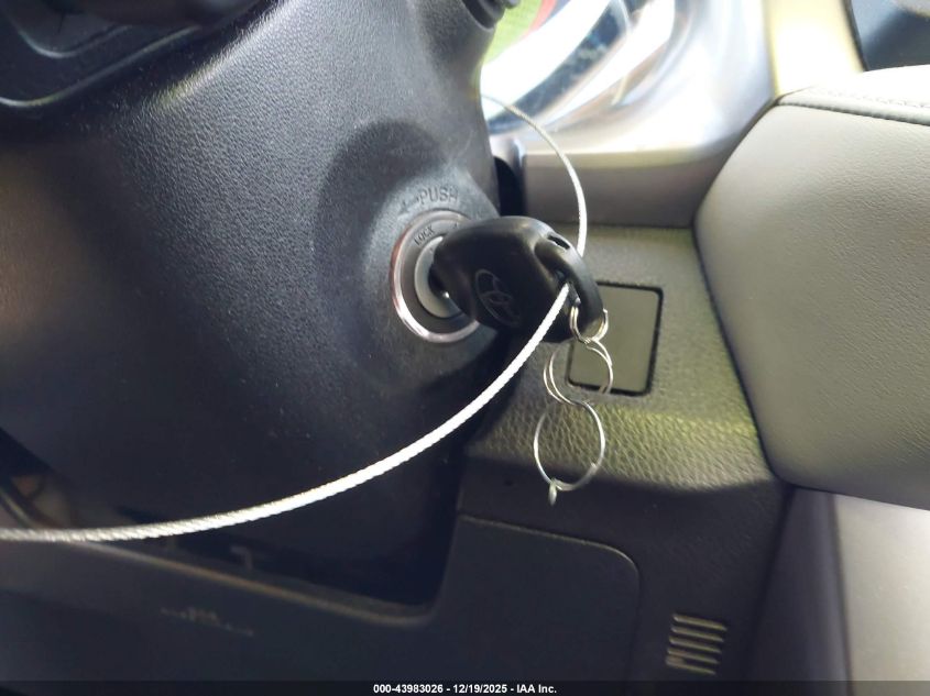 2016 Toyota Rav4 Xle VIN: JTMWFREV5GJ074598 Lot: 43983026