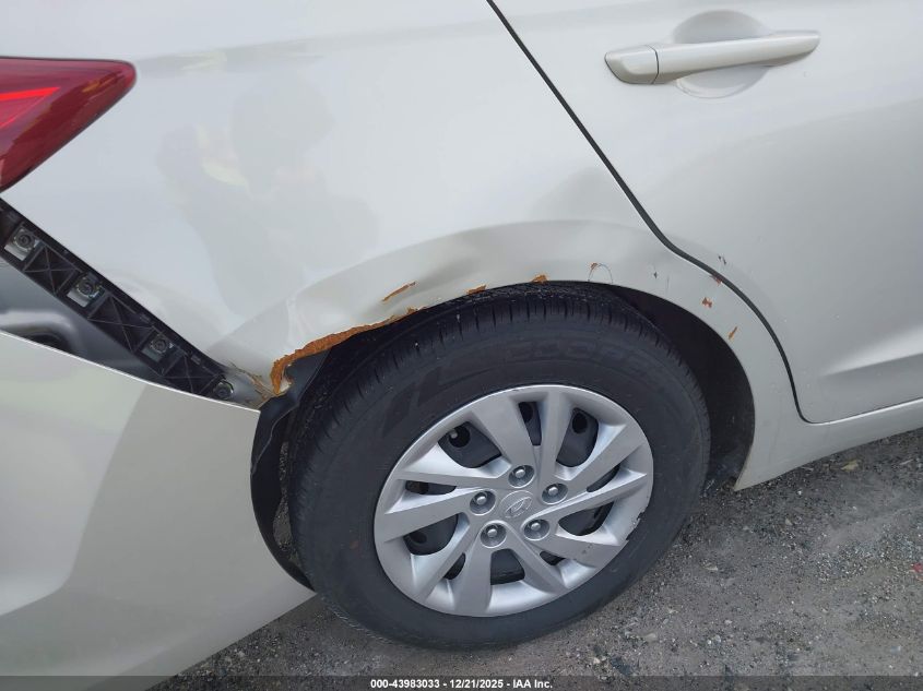 2017 Hyundai Elantra Se VIN: KMHD74LF0HU380123 Lot: 43983033