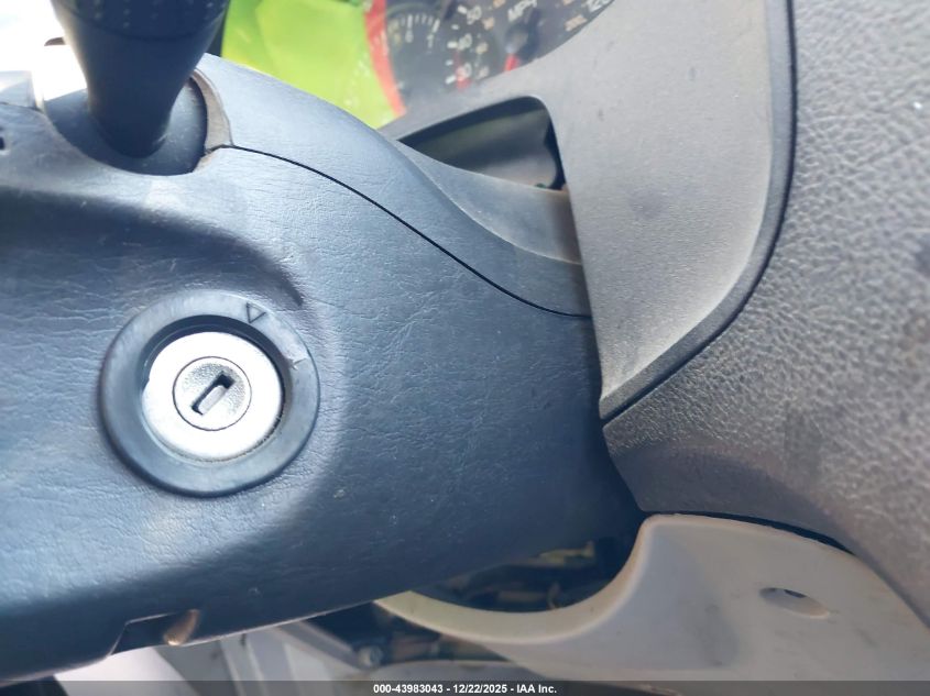 2007 Ford Focus Se/Ses VIN: 1FAHP36N57W155871 Lot: 43983043