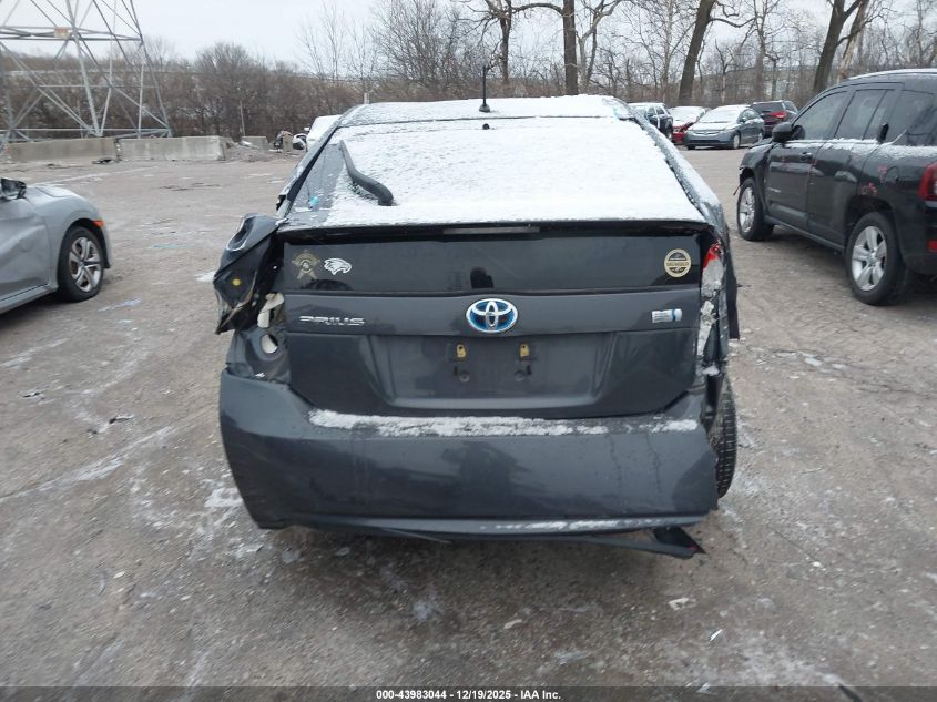 2013 Toyota Prius Two VIN: JTDKN3DU8D5617955 Lot: 43983044