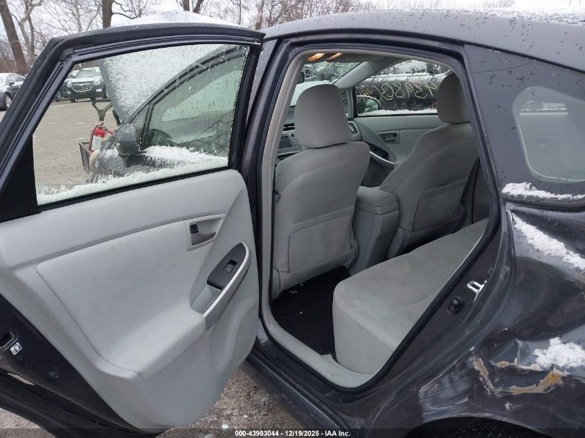 2013 Toyota Prius Two VIN: JTDKN3DU8D5617955 Lot: 43983044