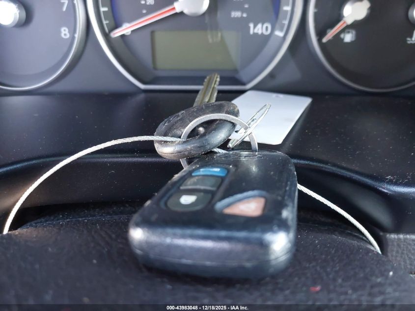 2012 Hyundai Santa Fe Limited V6 VIN: 5XYZKDAG7CG168172 Lot: 43983048