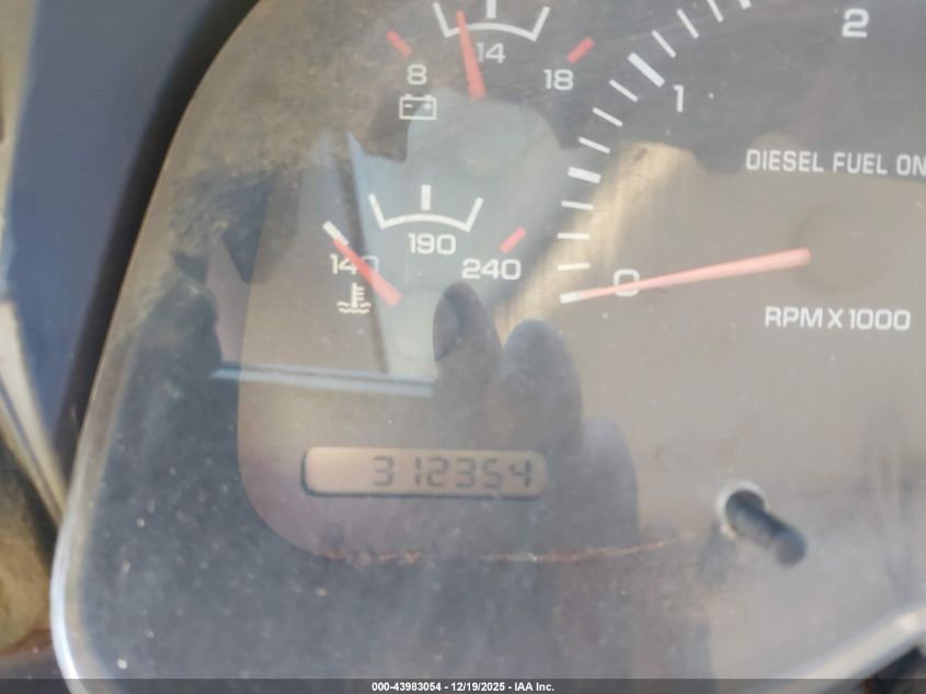 1998 Dodge Ram 2500 St VIN: 1B7KC236XWJ172700 Lot: 43983054