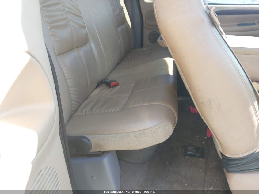 1998 Dodge Ram 2500 St VIN: 1B7KC236XWJ172700 Lot: 43983054