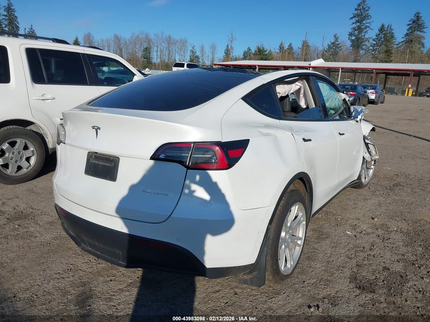 2022 Tesla Model Y Long Range Dual Motor All-Wheel Drive