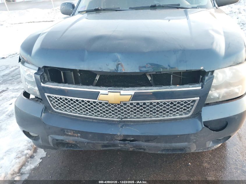 2008 Chevrolet Tahoe Ltz VIN: 1GNFK13028J201529 Lot: 43983120