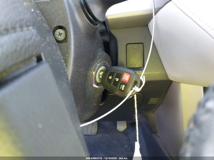 2016 Toyota Rav4 Xle VIN: 2T3WFREV4GW263535 Lot: 43983176