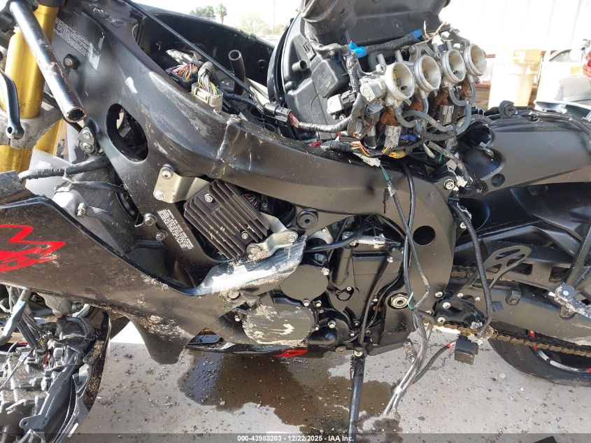 2019 Suzuki Gsx-R750 VIN: JS1GR7MAXK7100384 Lot: 43983203