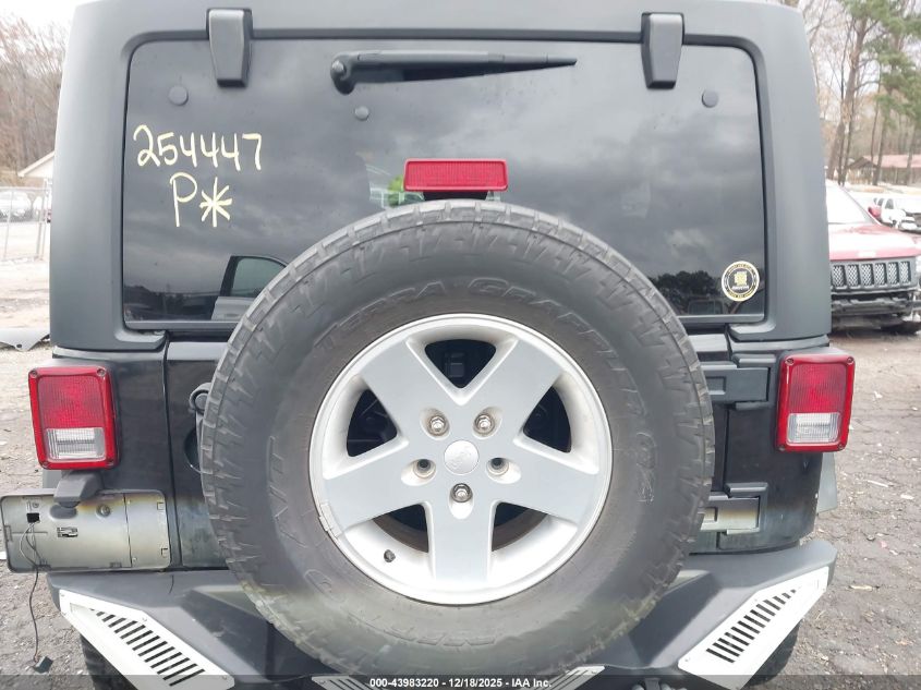 2013 Jeep Wrangler Unlimited Sport VIN: 1C4BJWDGXDL697326 Lot: 43983220