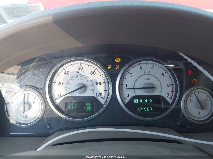 2010 Chrysler Town & Country Limited VIN: 2A4RR6DX6AR338429 Lot: 43983259