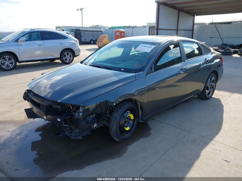 2024 Hyundai Elantra Sel