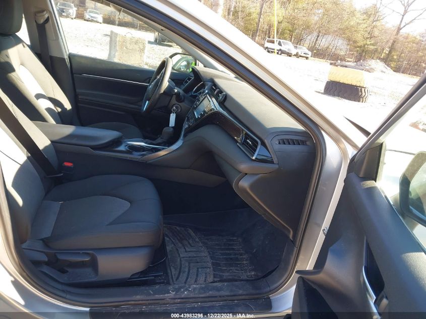 2019 Toyota Camry Le VIN: 4T1B11HK5KU174316 Lot: 43983296