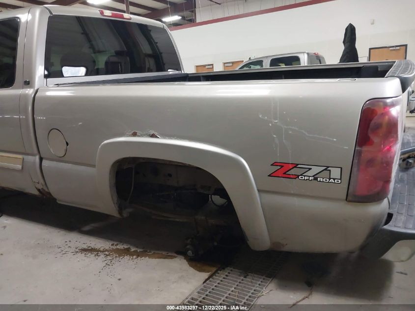 2003 Chevrolet Silverado 1500 Ls VIN: 2GCEK19T231187639 Lot: 43983297