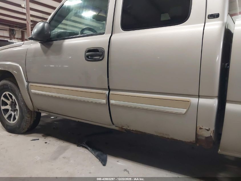 2003 Chevrolet Silverado 1500 Ls VIN: 2GCEK19T231187639 Lot: 43983297