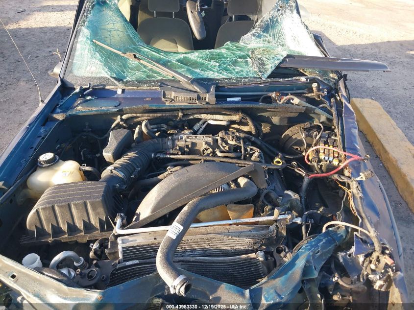 2004 Ford Explorer Nbx/Xlt VIN: 1FMDU73W54UA72224 Lot: 43983330