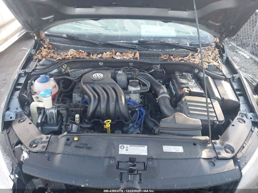 2014 Volkswagen Jetta 2.0L S VIN: 3VW2K7AJ5EM304817 Lot: 43983376