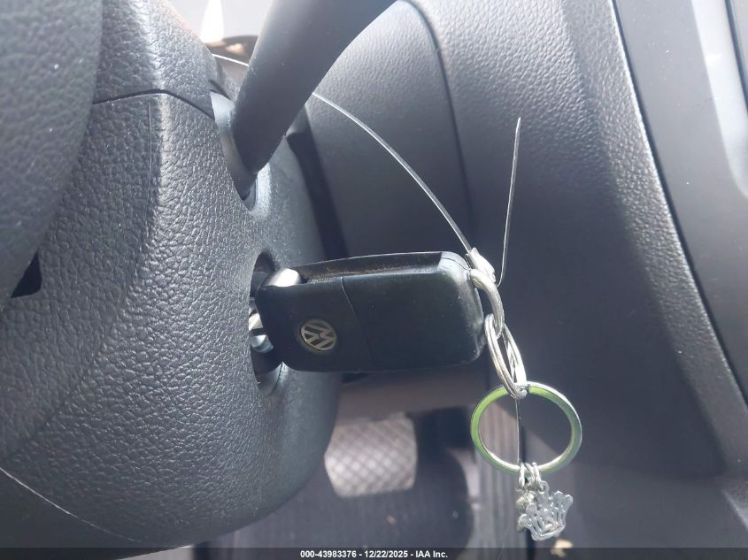 2014 Volkswagen Jetta 2.0L S VIN: 3VW2K7AJ5EM304817 Lot: 43983376