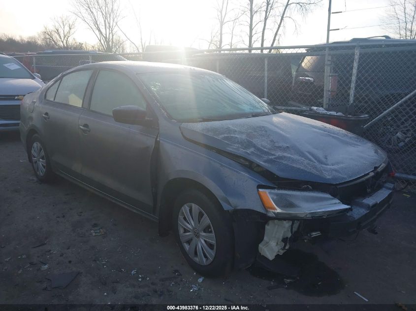 2014 Volkswagen Jetta 2.0L S VIN: 3VW2K7AJ5EM304817 Lot: 43983376