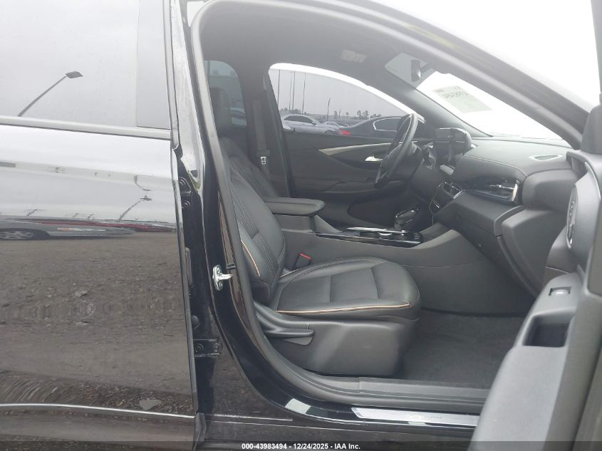 2025 Buick Envista Avenir Fwd