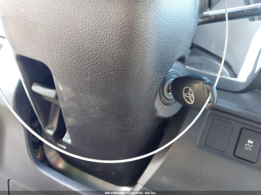 2018 Toyota Tundra Sr5 4.6L V8 VIN: 5TFUM5F19JX077252 Lot: 43983508