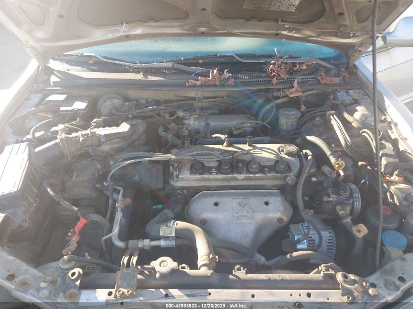 1997 Honda Accord Ex VIN: 1HGCD565XVA077768 Lot: 43983533