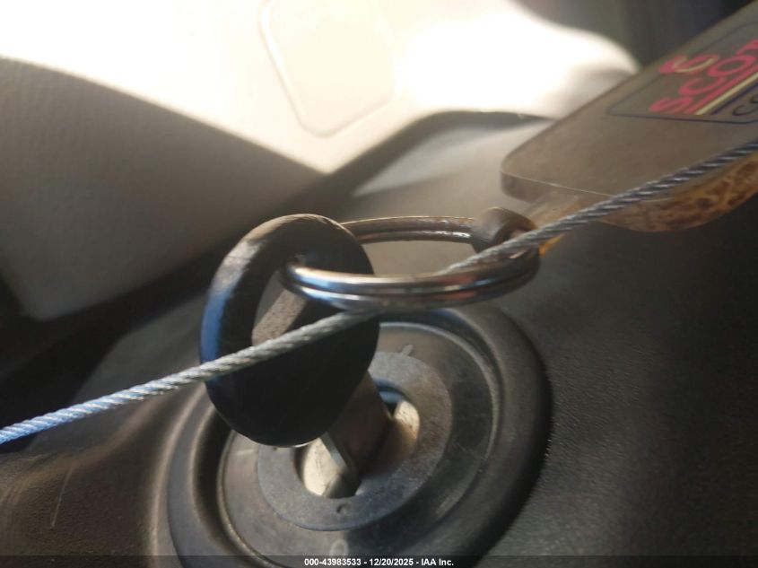 1997 Honda Accord Ex VIN: 1HGCD565XVA077768 Lot: 43983533