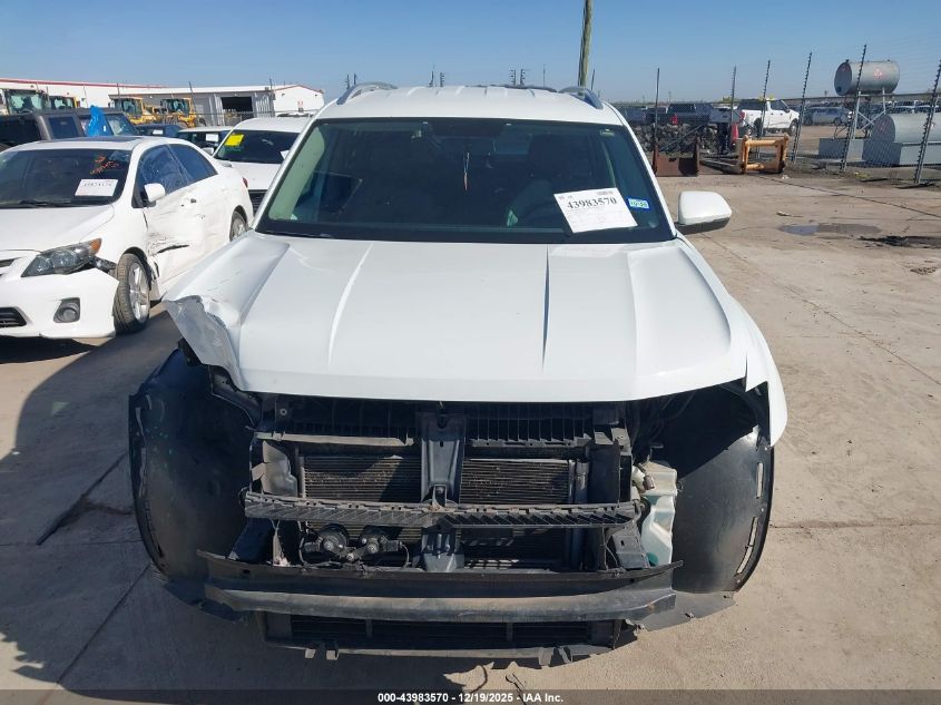 2018 Volkswagen Atlas 3.6L V6 S VIN: 1V2AR2CA6JC536945 Lot: 43983570