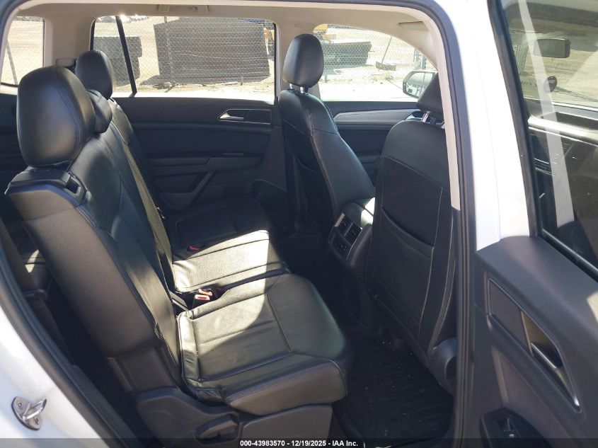 2018 Volkswagen Atlas 3.6L V6 S VIN: 1V2AR2CA6JC536945 Lot: 43983570