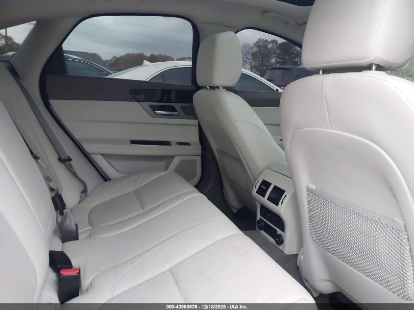 2016 Jaguar Xf 35T Prestige VIN: SAJBE4BV5GCY08591 Lot: 43983576