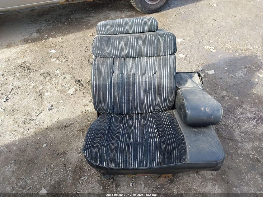 2003 Ford E-250 Commercial VIN: 1FTNE24223HA64836 Lot: 43983612