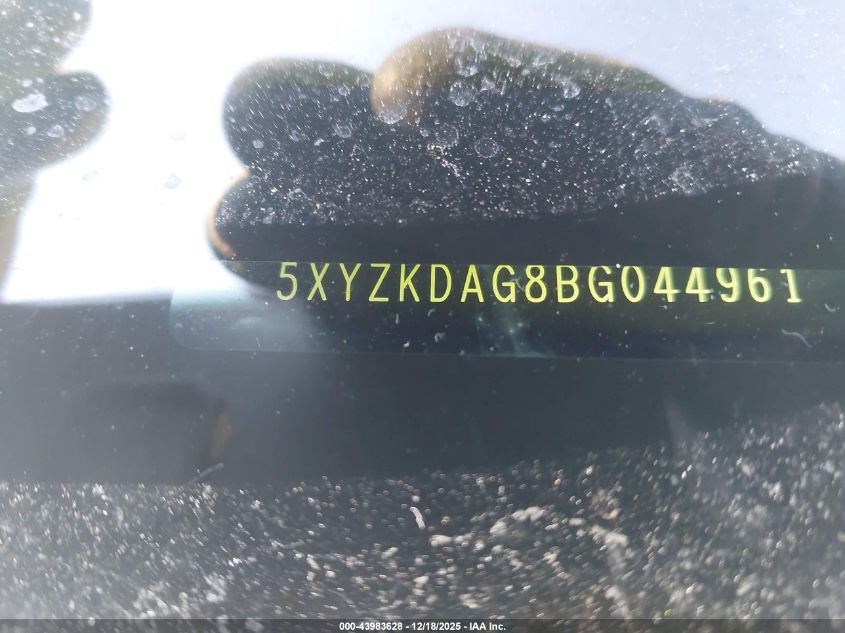 2011 Hyundai Santa Fe Limited V6 VIN: 5XYZKDAG8BG044961 Lot: 43983628