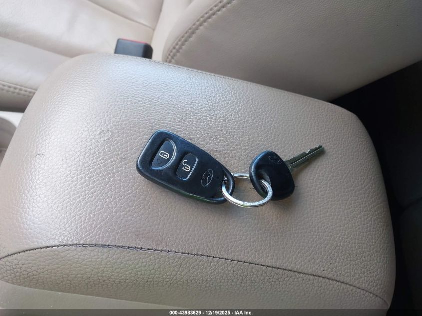 2012 Hyundai Santa Fe Limited VIN: 5XYZK3AB1CG111514 Lot: 43983629