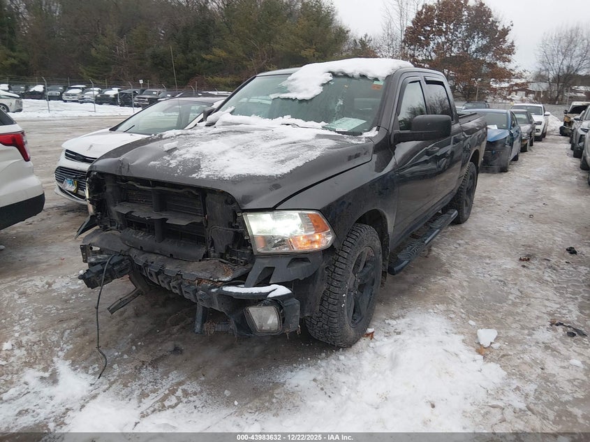 2017 Ram 1500 Express 4X4 5'7 Box