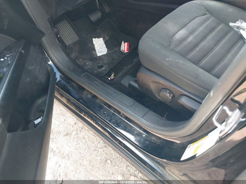 2018 Ford Fusion S VIN: 3FA6P0G77JR166788 Lot: 43983645