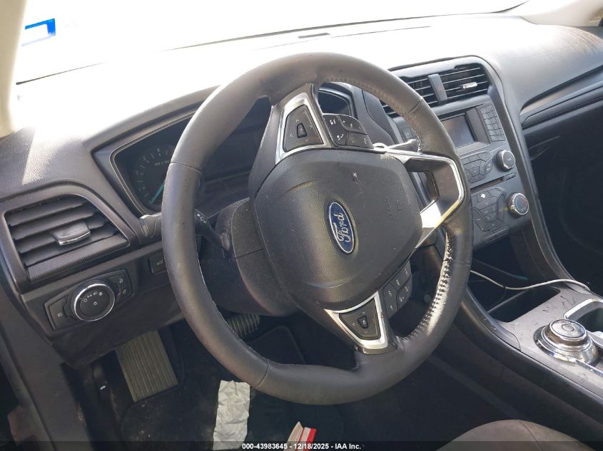 2018 Ford Fusion S VIN: 3FA6P0G77JR166788 Lot: 43983645