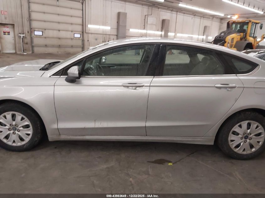 2019 Ford Fusion S VIN: 3FA6P0G75KR149408 Lot: 43983649