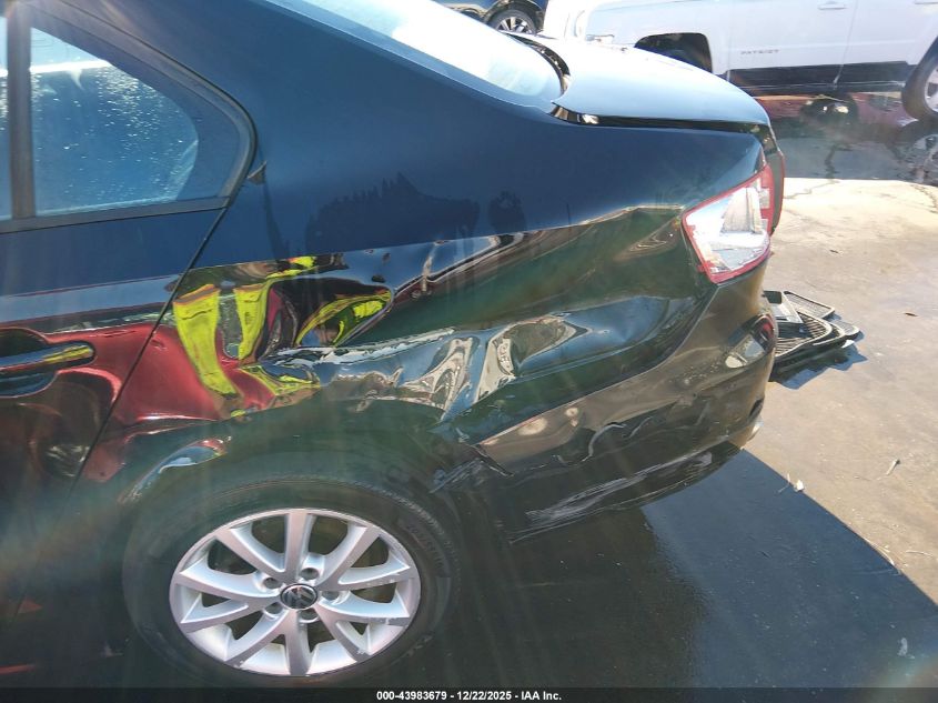 2014 Volkswagen Jetta 1.8T Se VIN: 3VWD17AJ2EM370124 Lot: 43983679