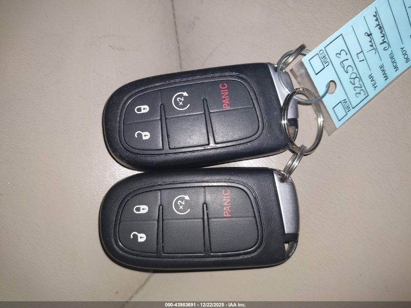 2017 Jeep Cherokee Limited 4X4 VIN: 1C4PJMDS4HW568517 Lot: 43983691