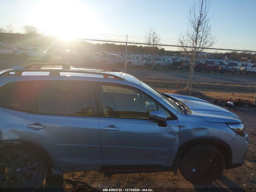 2019 Subaru Forester Sport VIN: JF2SKAPC4KH585650 Lot: 43983722