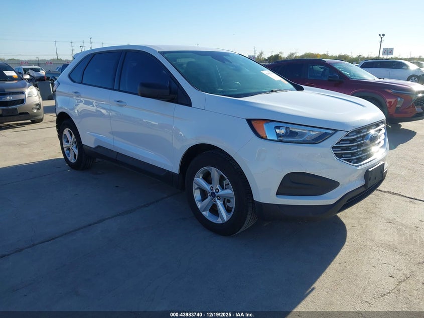 2021 Ford Edge Se