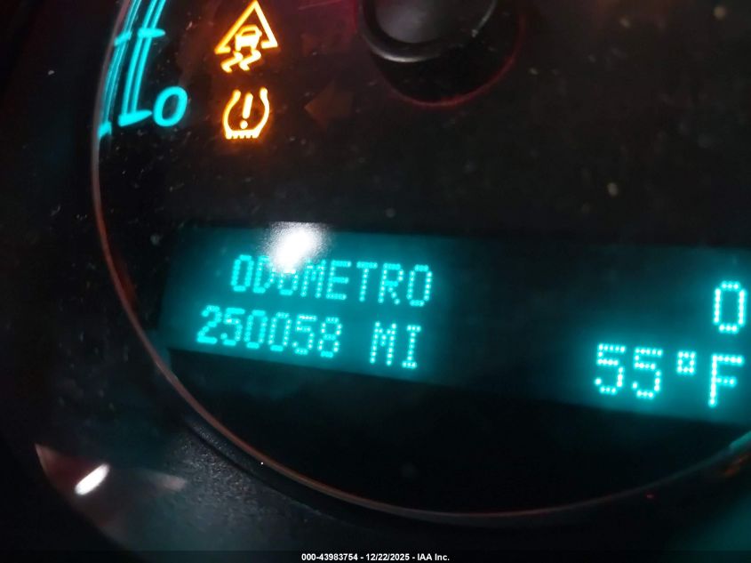 2011 Chevrolet Tahoe Lt VIN: 1GNSCBE04BR251176 Lot: 43983754