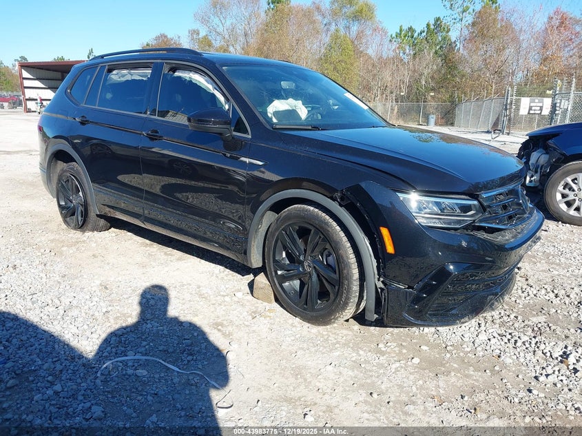2024 Volkswagen Tiguan 2.0T Se R-Line Black