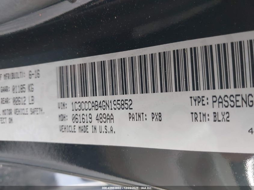 2016 Chrysler 200 Limited Platinum VIN: 1C3CCCAB4GN195852 Lot: 43983802