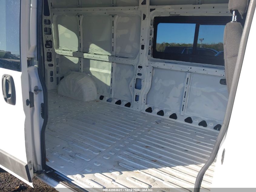 2015 Ram Promaster 2500 High Roof VIN: 3C6TRVDD8FE511055 Lot: 43983821