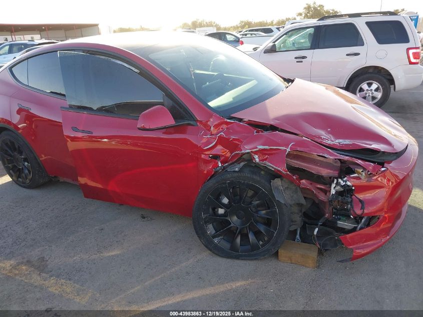 2022 Tesla Model Y Long Range Dual Motor All-Wheel Drive VIN: 7SAYGAEE6NF457237 Lot: 43983863