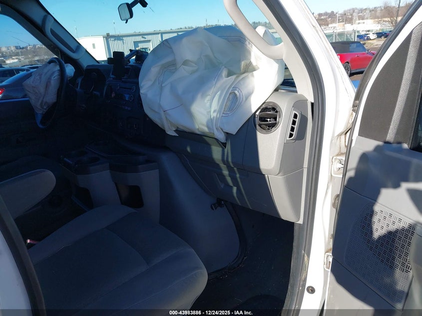 2009 Ford E-150 Xl/Xlt