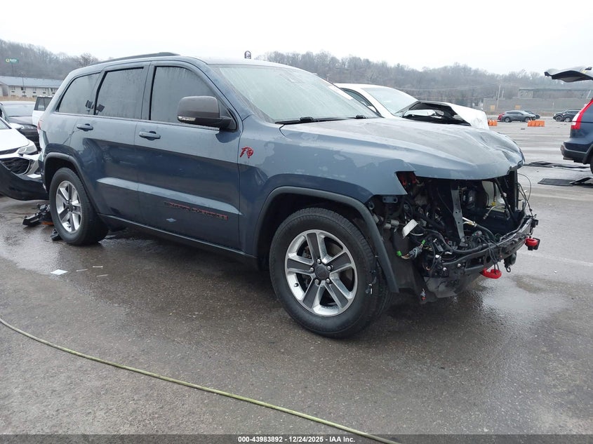 VIN 1C4RJFLG7KC695871 2019 JEEP GRAND CHEROKEE TRAILHAWK 4X4
