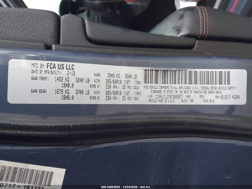 VIN 1C4RJFLG7KC695871 2019 JEEP GRAND CHEROKEE TRAILHAWK 4X4