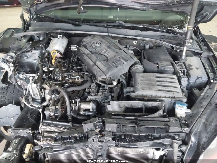 2015 Volkswagen Golf Gti 2.0T Autobahn 4-Door VIN: 3VW5T7AU7FM037489 Lot: 43983896